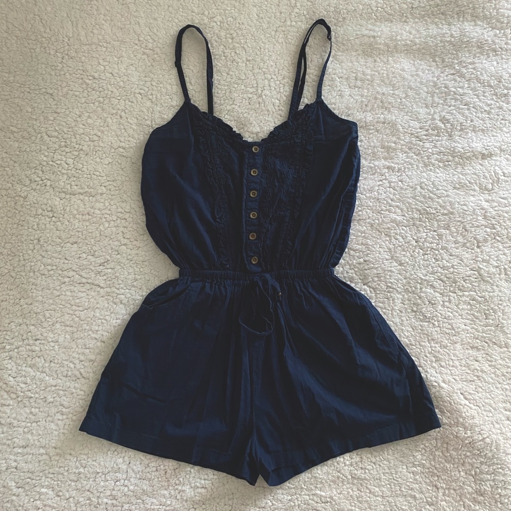 ❌SOLD❌ Navy romper with pockets - Picture 1 of 7